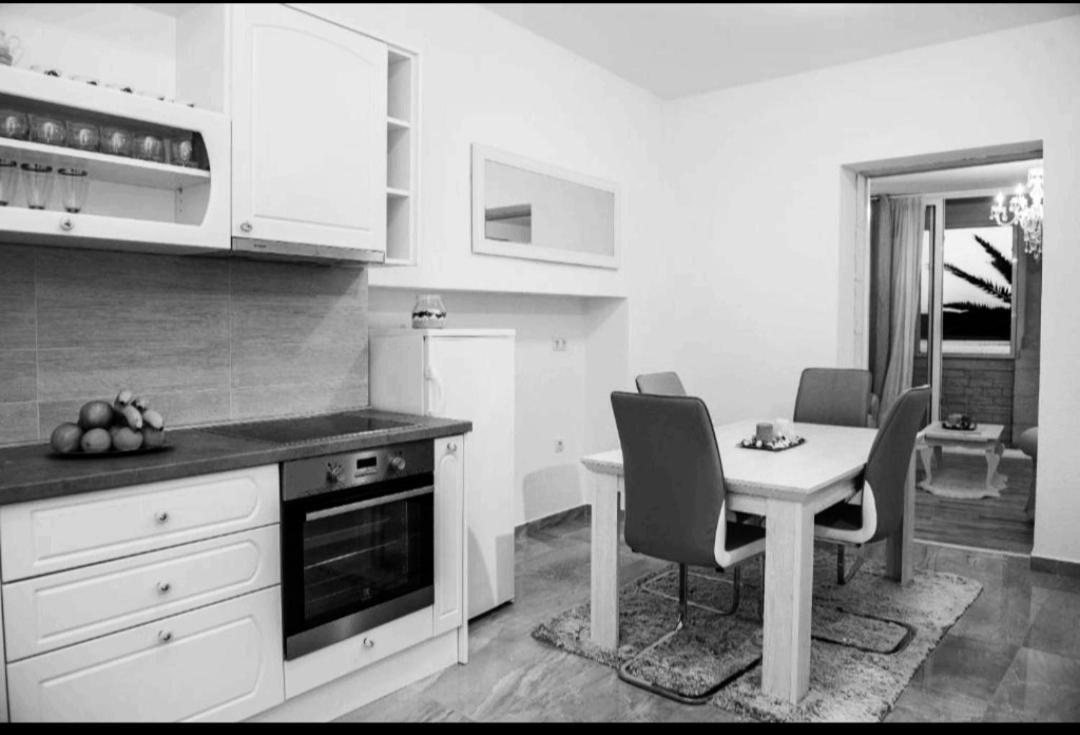 Apartman Cezar2 Рогозница Экстерьер фото